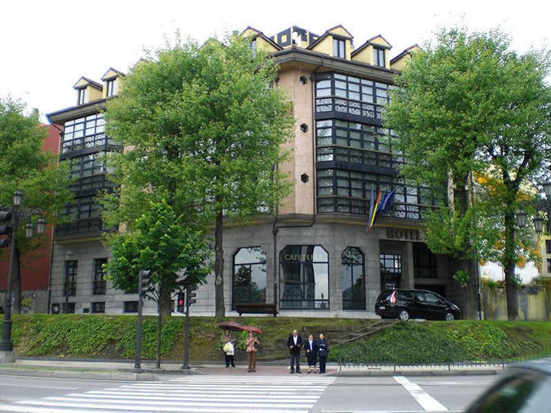 Hôtel Astures à Oviede Extérieur photo
